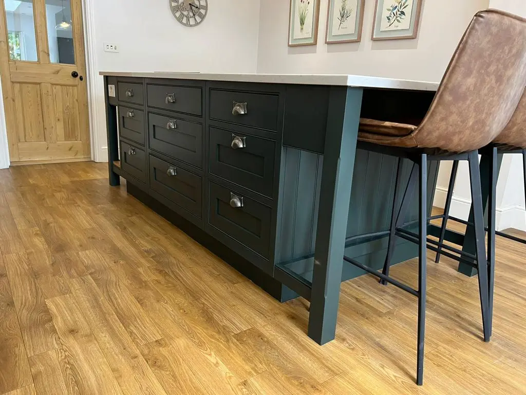 kitchen paint spraying Sandwich